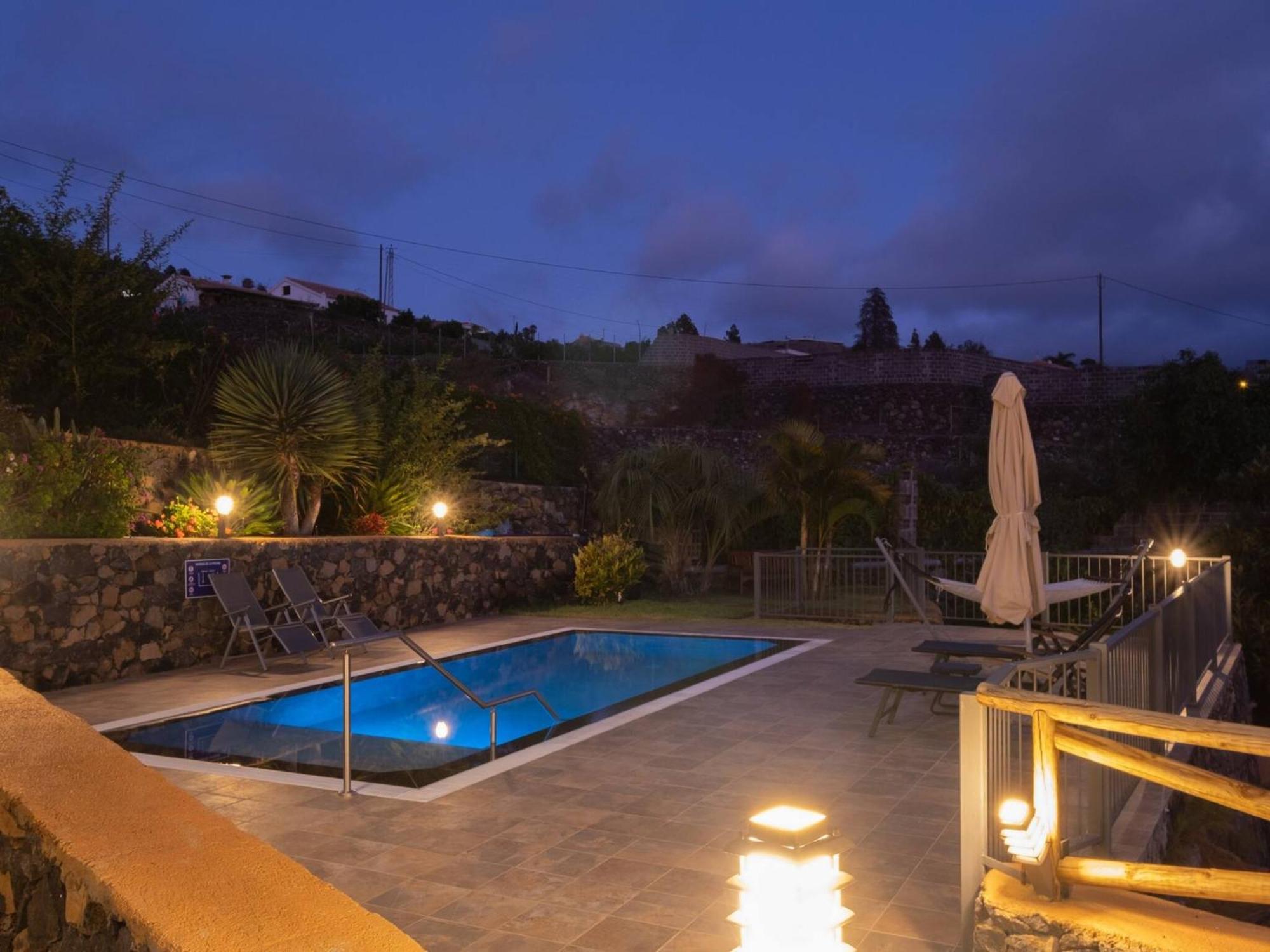 Villa La Graja By Huskalia - Private Pool 洛斯·亚诺斯·德·阿里丹 外观 照片